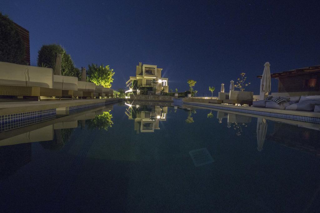 Niovi Boutique Apartments Afytos Room photo