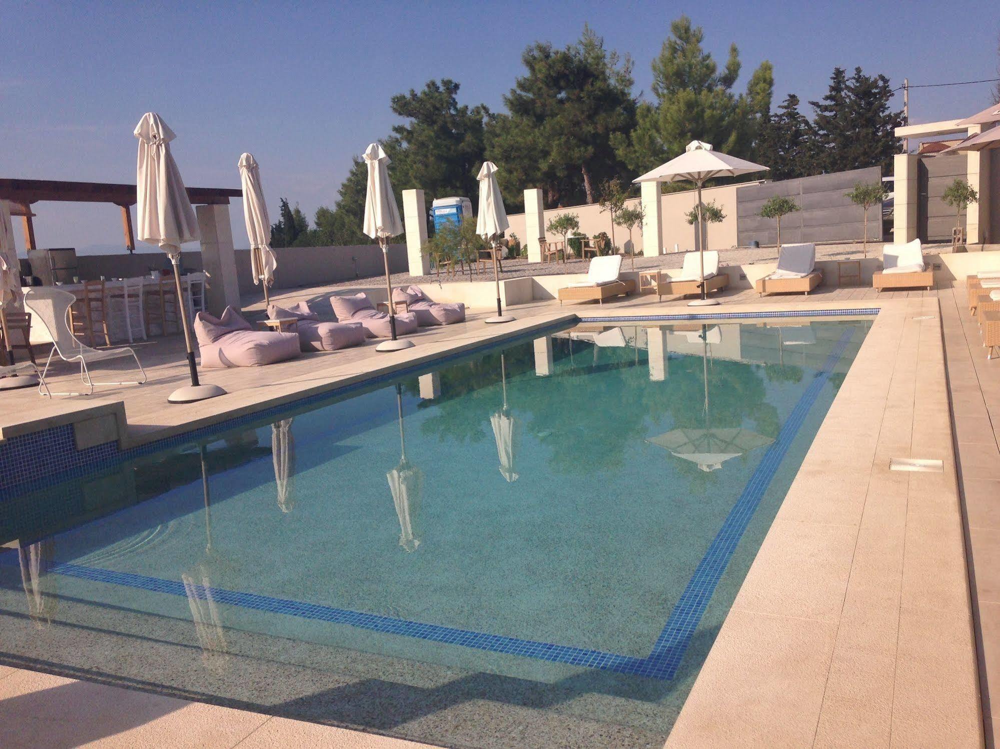 Niovi Boutique Apartments Afytos Exterior photo